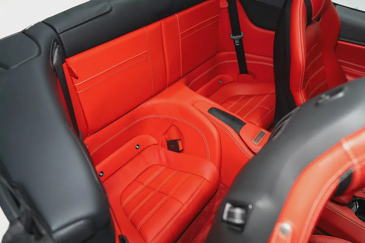 2016 FERRARI CALIFORNIA T | VERY LOW MILEAGE | HANDLING SPECIALE | CARBON LED STEERING |-10-10