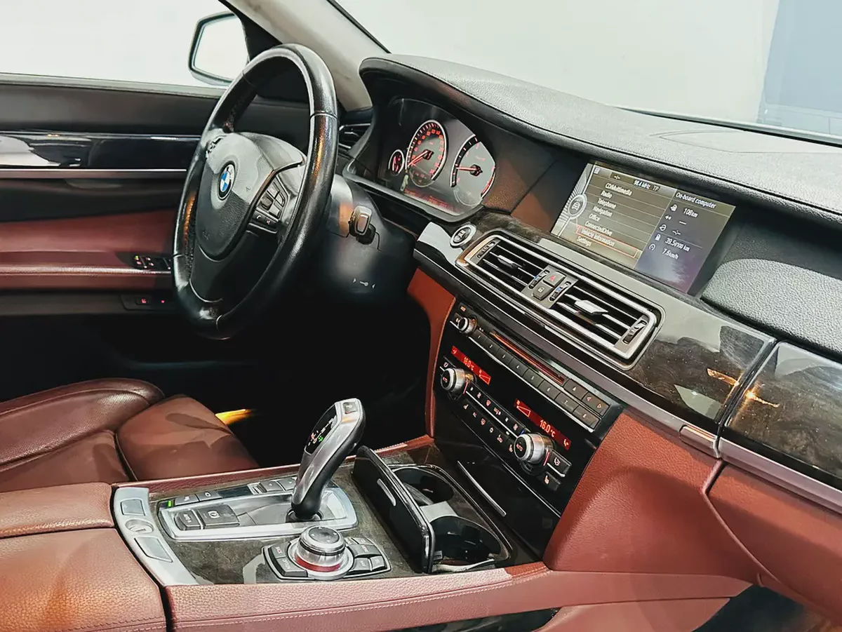 BMW 7-Series 740i Exclusive 2012 | GCC Specs | Well Maintained-9-9