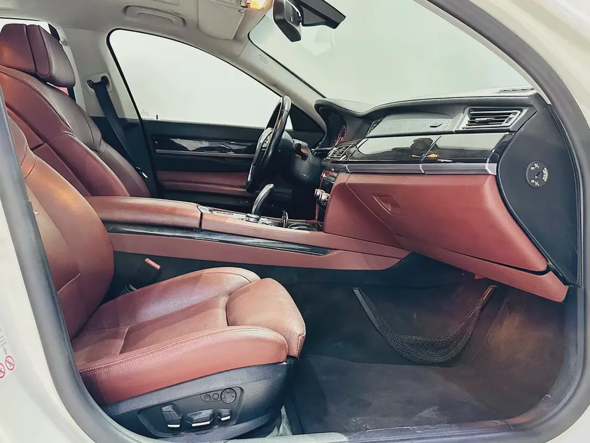 BMW 7-Series 740i Exclusive 2012 | GCC Specs | Well Maintained-12-12