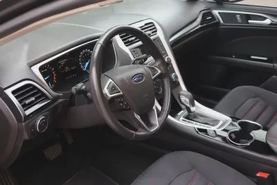 FORD FUSION SE - GCC SPECS - ACCIDENT FREE - FULL SERVICE HISTORY - EXCELENT CONDITION --10