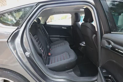 FORD FUSION SE - GCC SPECS - ACCIDENT FREE - FULL SERVICE HISTORY - EXCELENT CONDITION --18