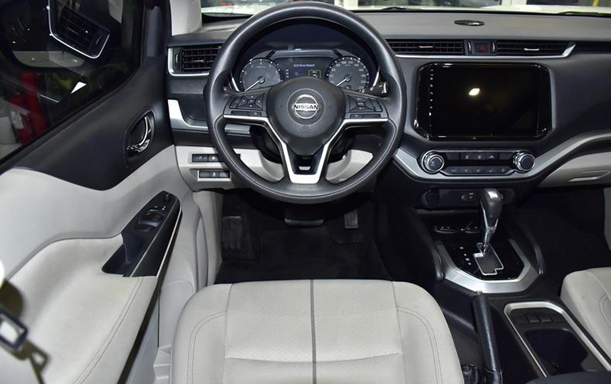 Nissan XTerra SE ( 2024 Model ) in White Color GCC Specs-6-6