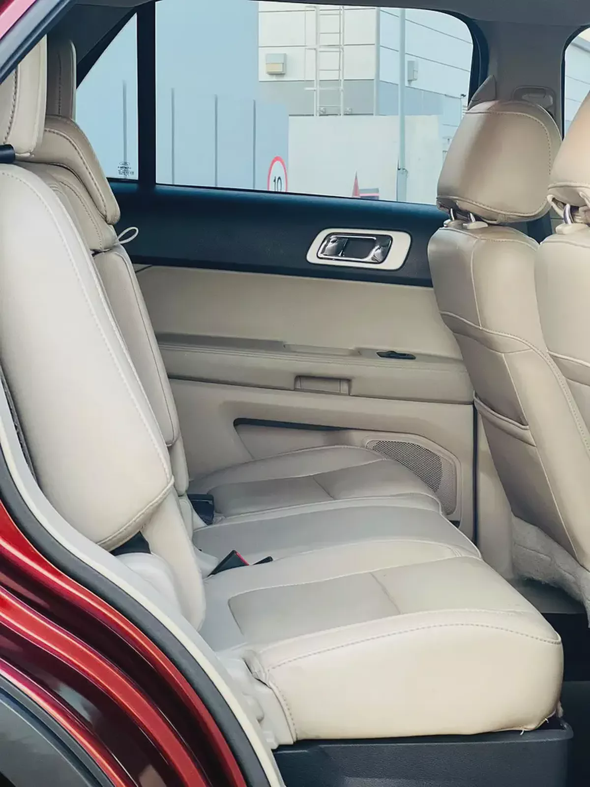 Well Maintained Ford Explorer XLT 2015 | GCC Specs-1-1