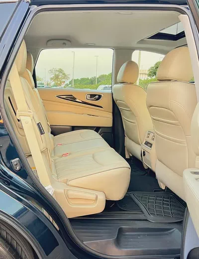 Stunning Infiniti QX60 Premium 2019 | GCC Specs | Well Maintained-10
