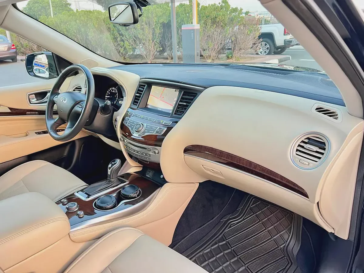 Stunning Infiniti QX60 Premium 2019 | GCC Specs | Well Maintained-14-14
