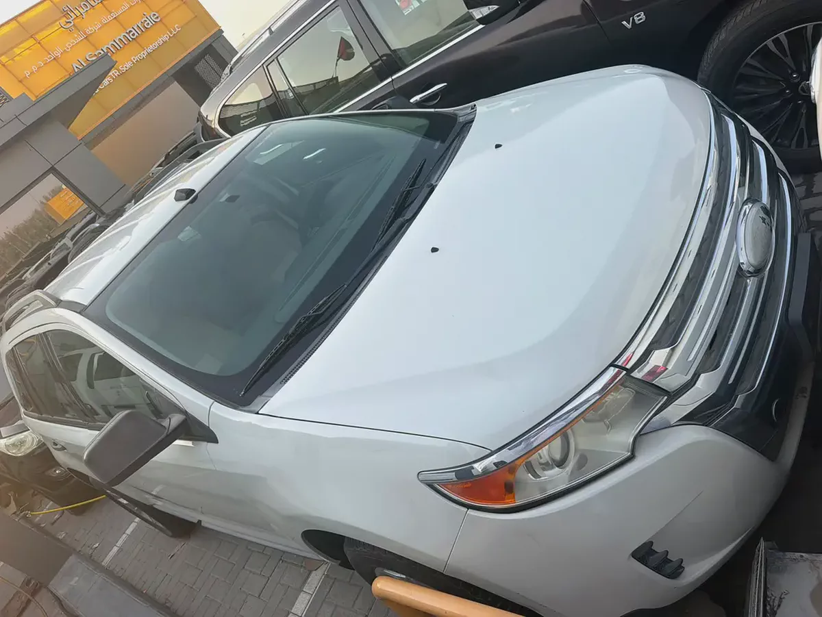 Ford Edge 2013 white color GCC calen car