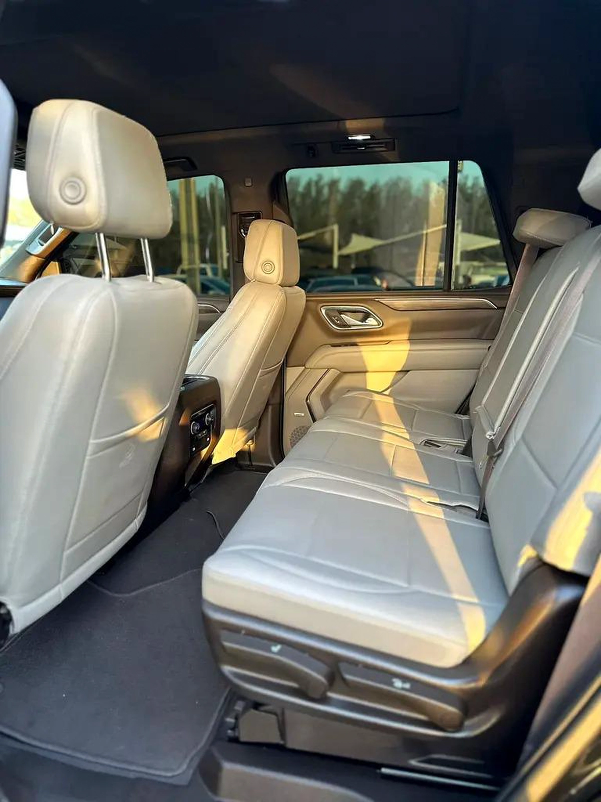 CHEVROLET TAHOE LT BLACK EDITION 2023 GCC FULL OPTION ORIGINAL PAINT UNDER WARRANTY-4-4