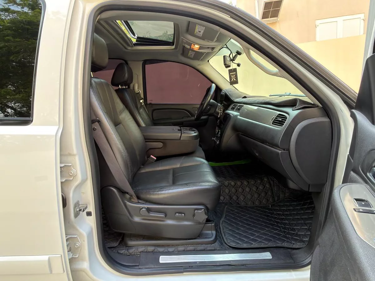 Gulf Specs 2009 CHEVROLET TAHOE Z71 5.3Litre V8 4WD, Pilot Seats and Many Upgrades-4-4