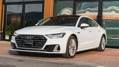 2023 Audi A7L S-line 45TFS 2.0L | Very Low Mileage-1