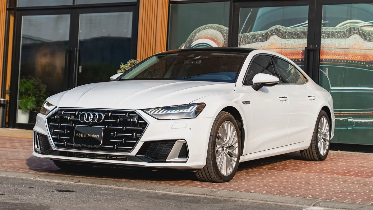 2023 Audi A7L S-line 45TFS 2.0L | Very Low Mileage-1-1