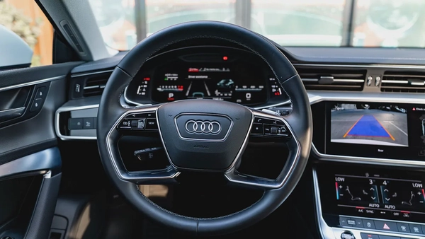 2023 Audi A7L S-line 45TFS 2.0L | Very Low Mileage
