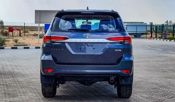 Toyota Fortuner FORTUNER 2.7L AT/AC  4WD PETROL 2024