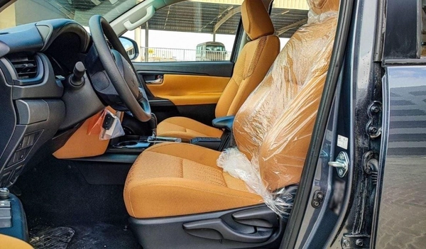 Toyota Fortuner FORTUNER 2.7L AT/AC  4WD PETROL 2024