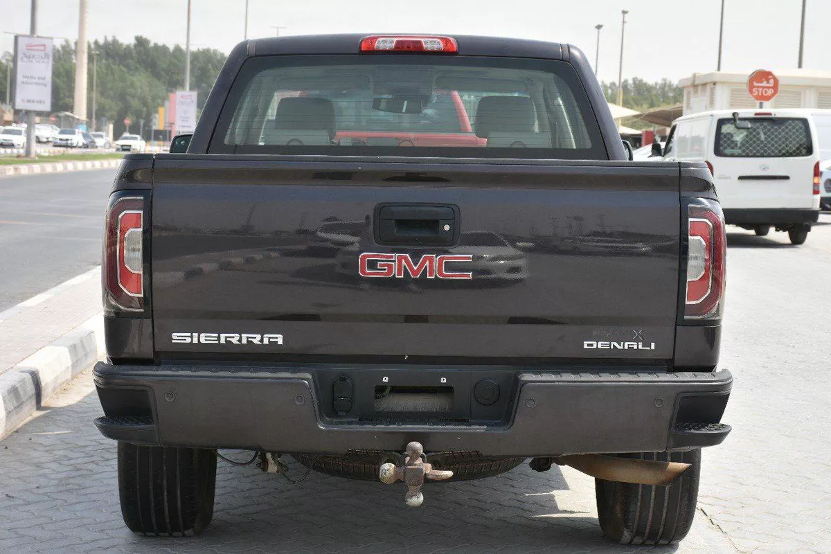 GCC SIERRA DENALI 6.2 4WD 2016 | GREY-3-3