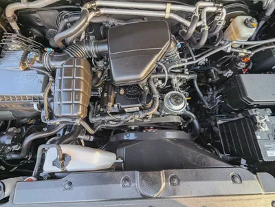 TOYOTA PRADO 2023 GCC V4 2.7L ACCIDENT FREE IN EXCELLENT CONDITION-8