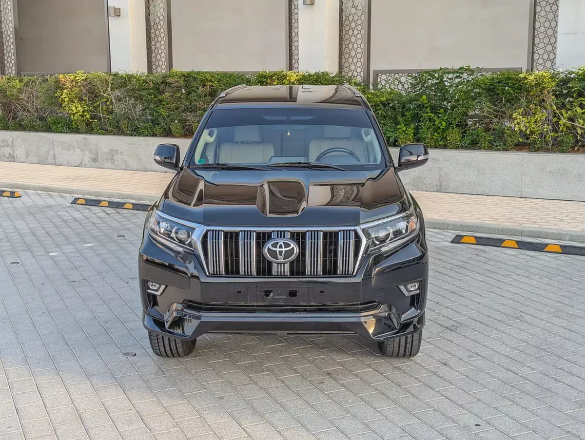 TOYOTA PRADO 2023 GCC V4 2.7L ACCIDENT FREE IN EXCELLENT CONDITION-17-17