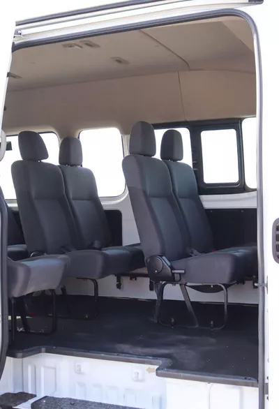 Nissan Urvan STANDARD Nissan Urvan | 2.5 L | 2023 | GCC | Accident-Free | In Excellent Condition | 1310 P.M-9