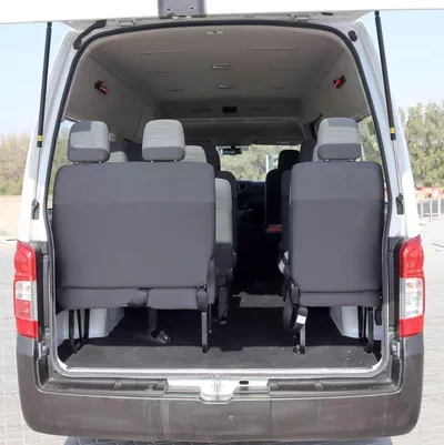 Nissan Urvan STANDARD Nissan Urvan | 2.5 L | 2023 | GCC | Accident-Free | In Excellent Condition | 1310 P.M-10