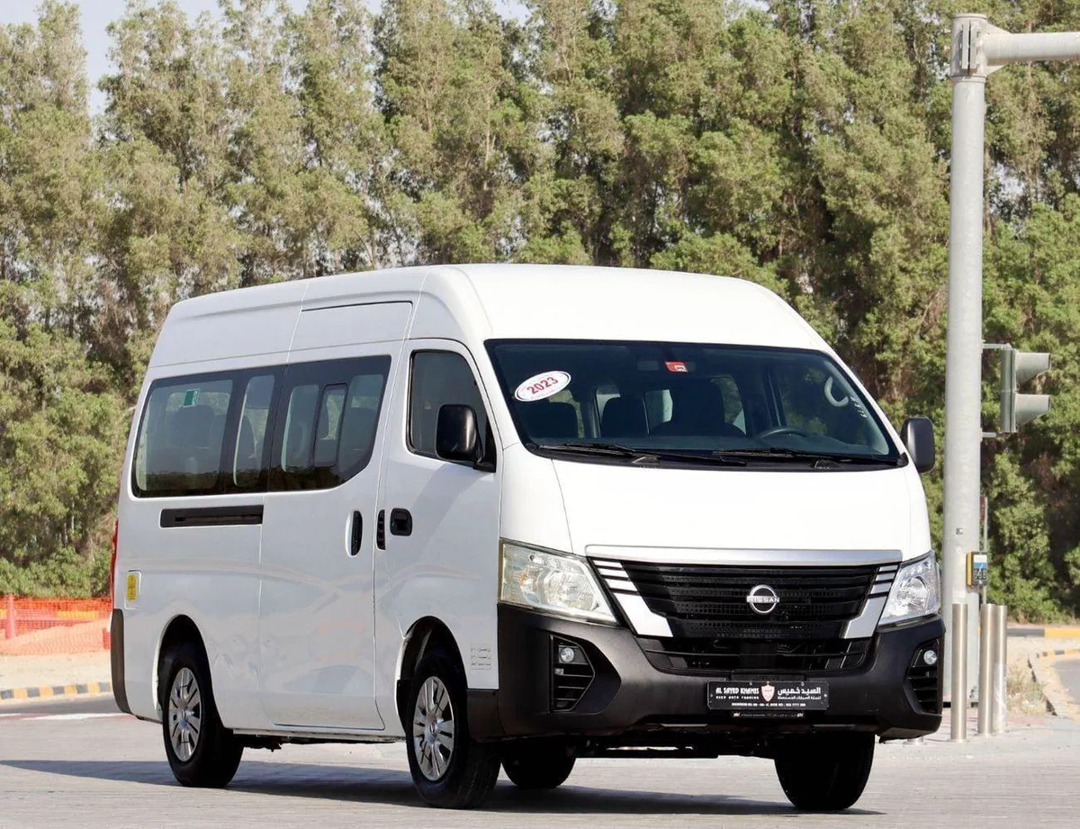 Nissan Urvan STANDARD Nissan Urvan | 2.5 L | 2023 | GCC | Accident-Free | In Excellent Condition | 1310 P.M