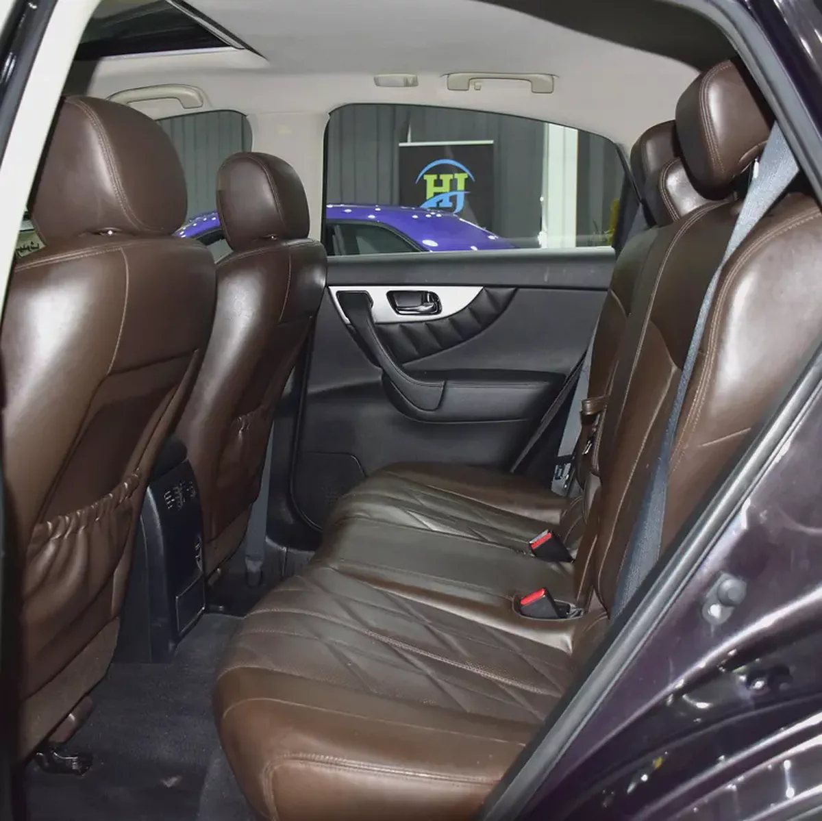 EXCELLENT DEAL for our Infiniti QX70 ( 2016 Model ) in Brown Color GCC Specs-16-16