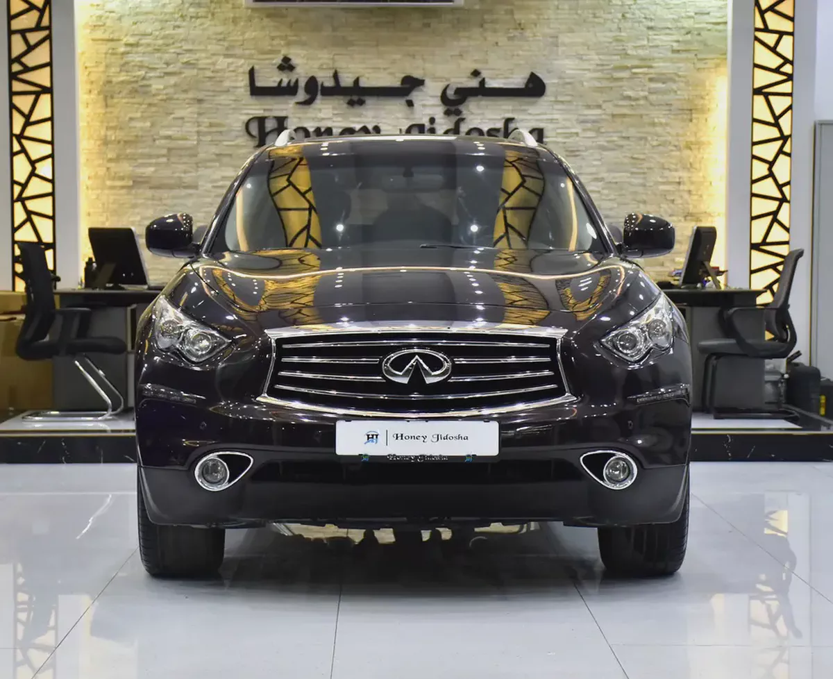 EXCELLENT DEAL for our Infiniti QX70 ( 2016 Model ) in Brown Color GCC Specs