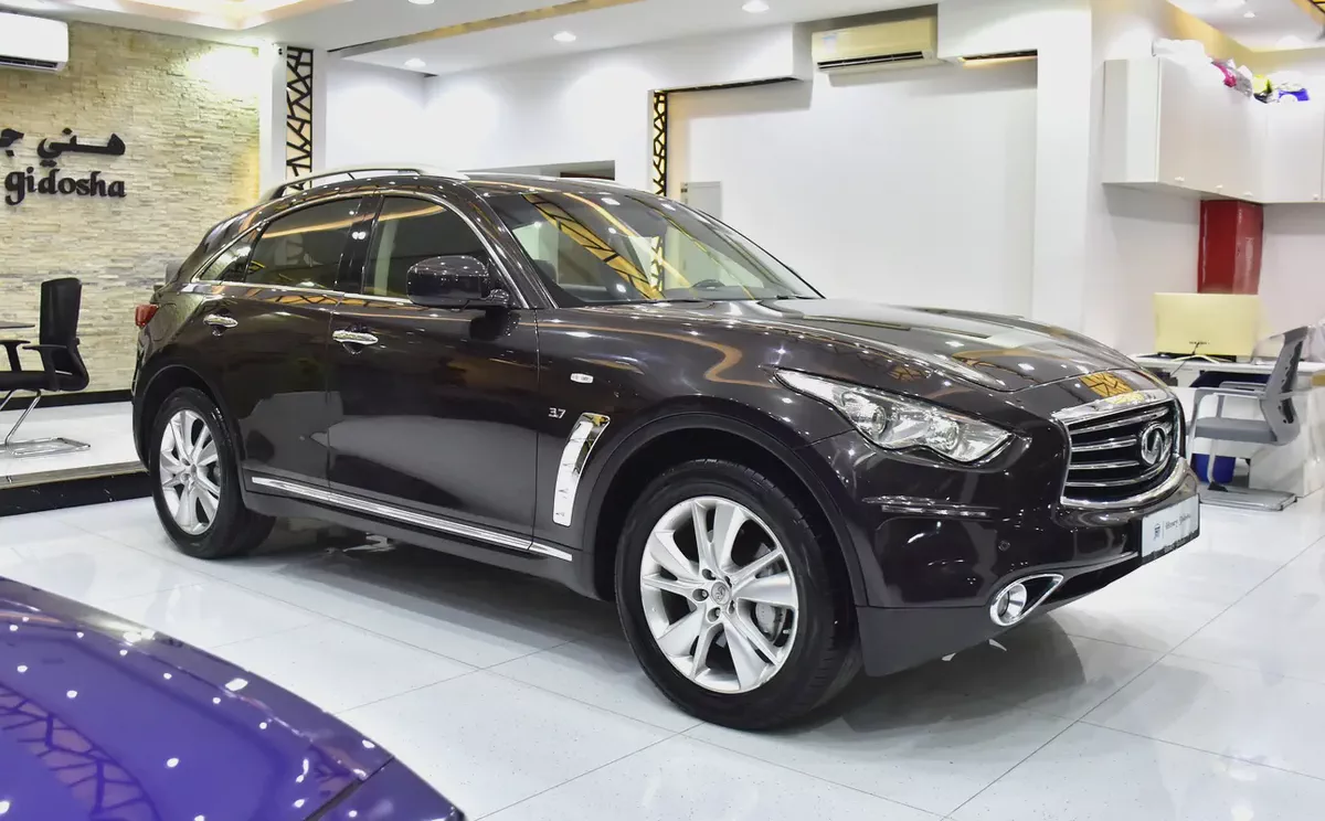 EXCELLENT DEAL for our Infiniti QX70 ( 2016 Model ) in Brown Color GCC Specs-2-2