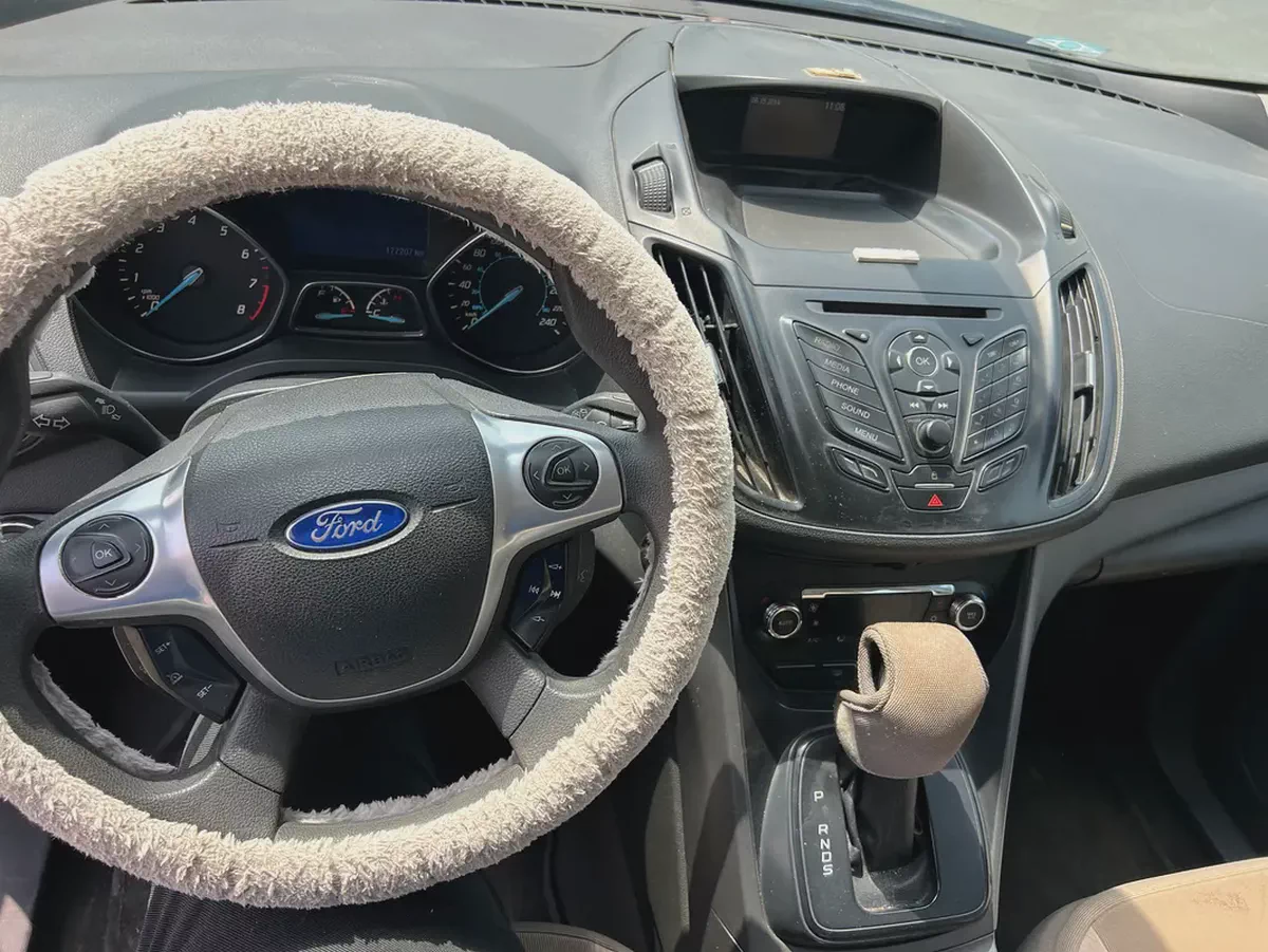 2015 Ford Escape SE - GCC Specs - Excellent Condition-12-12