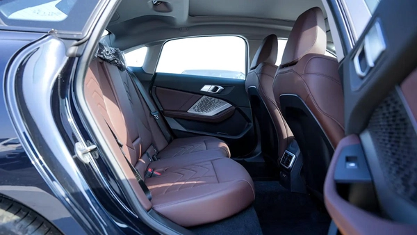 BMW 2-Series 225i 2025 - Chinese Specs - Brand New