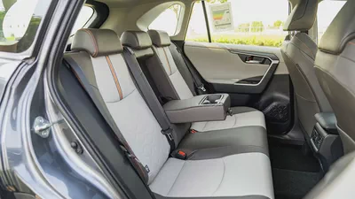 2026 Toyota Rav 4 Adventure GCC Specs - Like New!-10