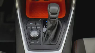 2026 Toyota Rav 4 Adventure GCC Specs - Like New!-14