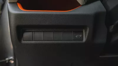 2026 Toyota Rav 4 Adventure GCC Specs - Like New!-19