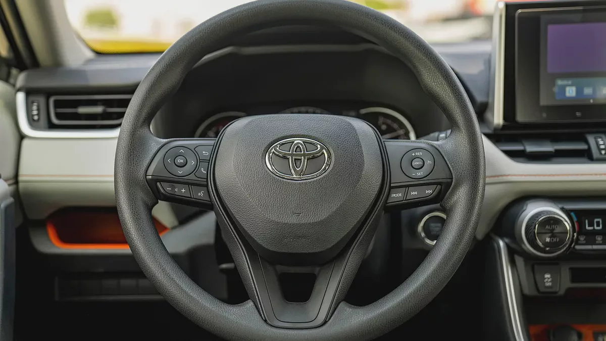 2026 Toyota Rav 4 Adventure GCC Specs - Like New!-17-17