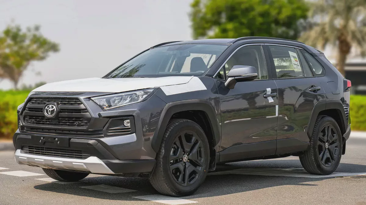 2026 Toyota Rav 4 Adventure GCC Specs - Like New!-6-6