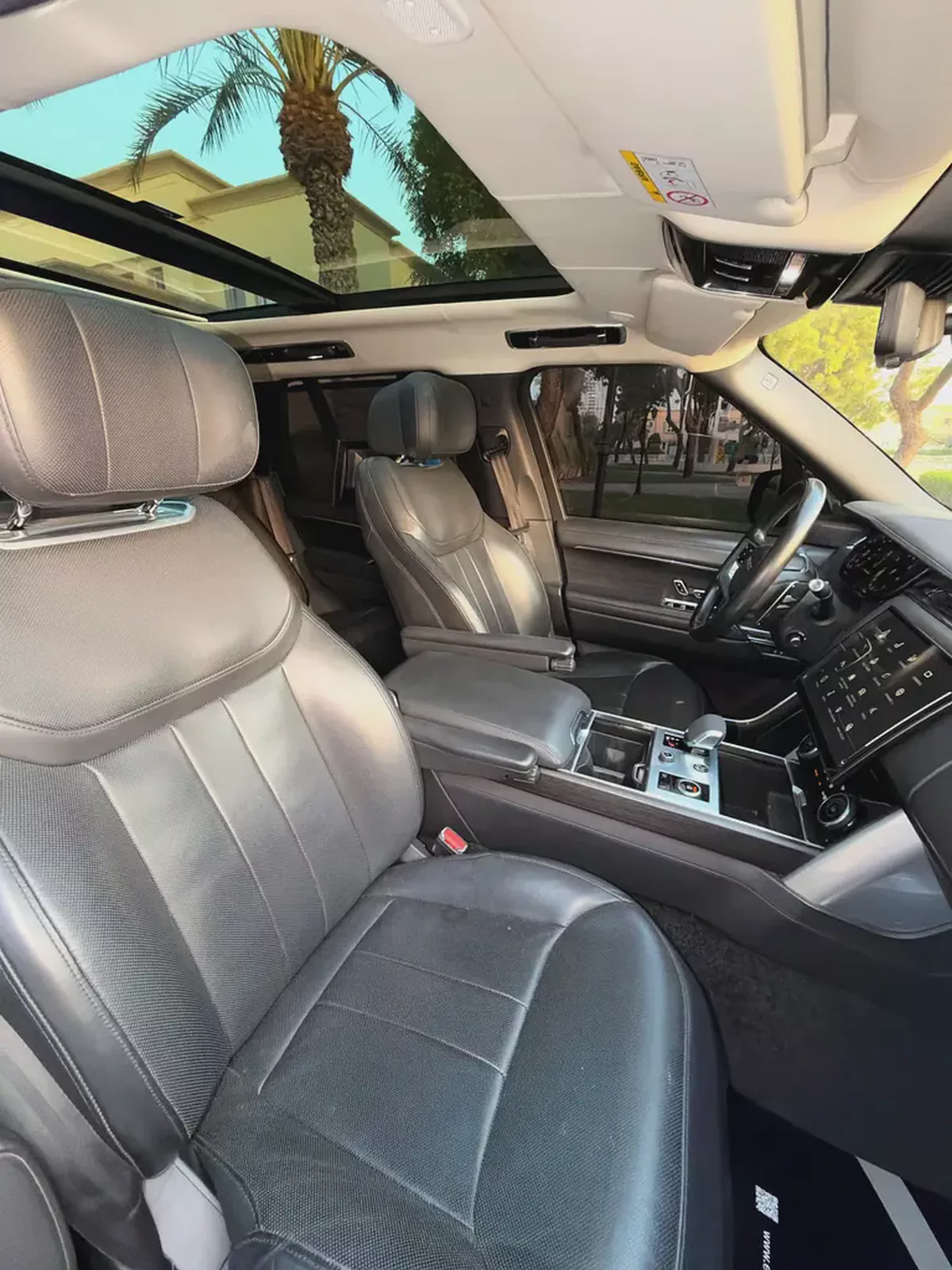 2022 Land Rover Range Rover First Edition-7-7