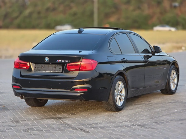 BMW 3-Series 318i 2018 GCC Specs