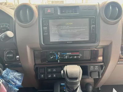 2026 Toyota Land Cruiser 70 Series LC 76 LX DIFF LOCK GCC Specs-12