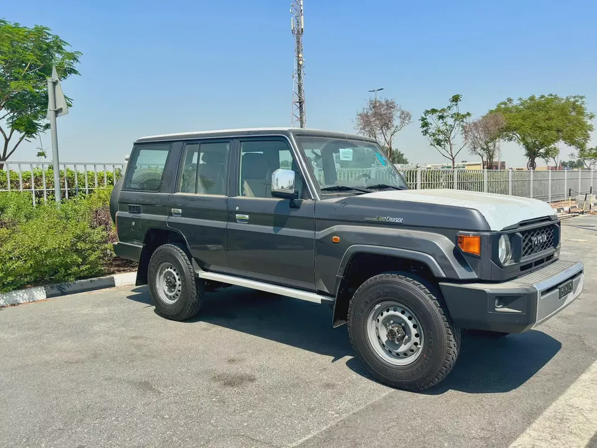 2026 Toyota Land Cruiser 70 Series LC 76 LX DIFF LOCK GCC Specs-1-1