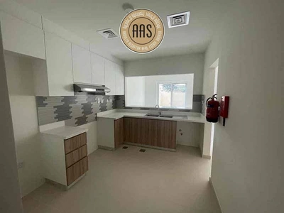Near To Pool And Park 3Bed Townhouse Villa Available For Rent in Villanova-1