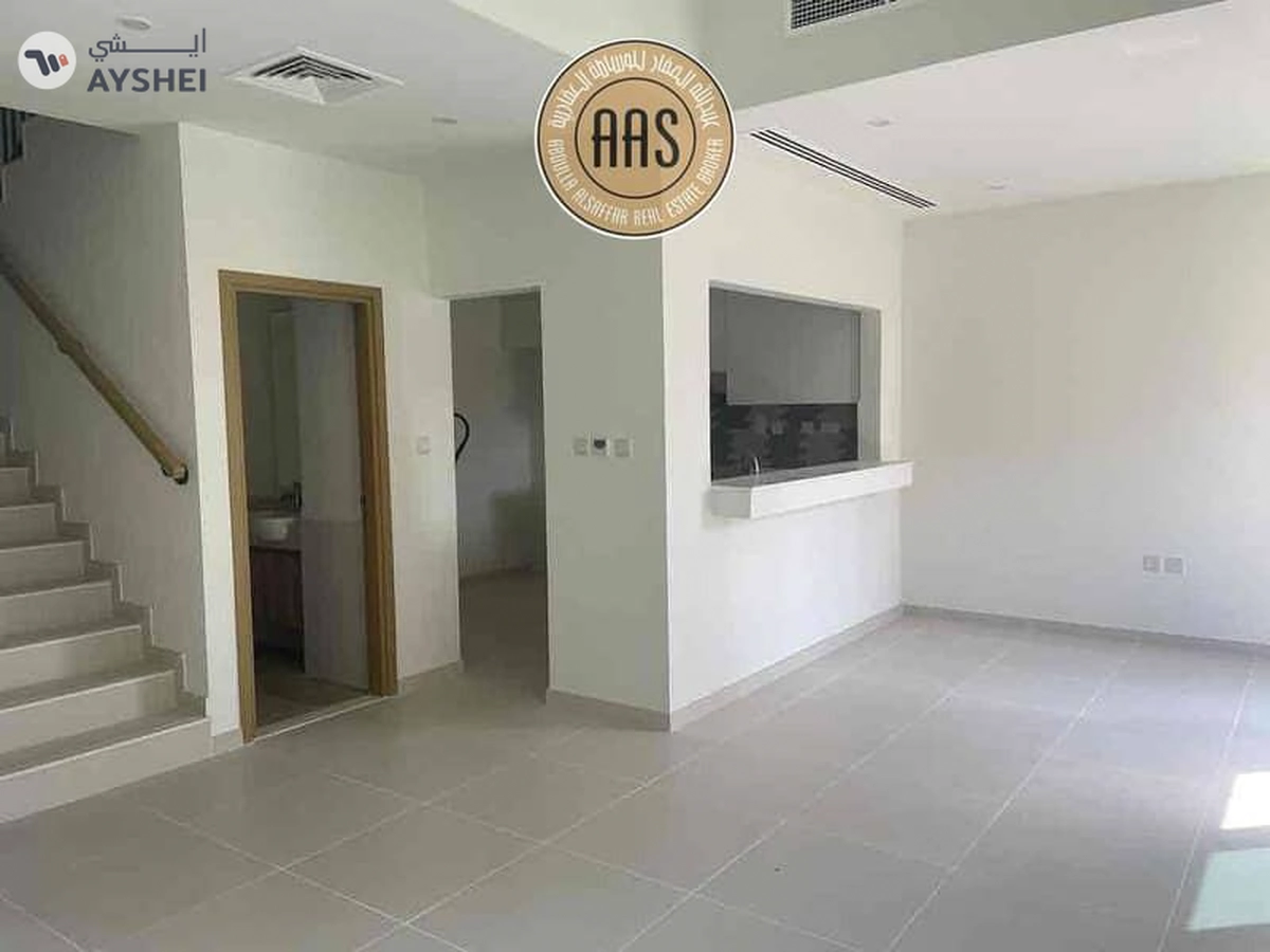 Near To Pool And Park 3Bed Townhouse Villa Available For Rent in Villanova-5-5