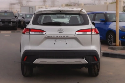 2025 Toyota Corolla Cross LE - GCC Specs - Brand New!-1