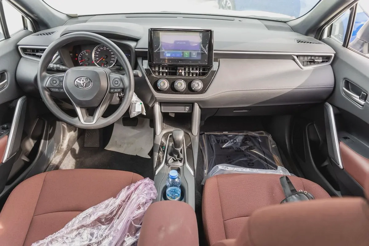 2025 Toyota Corolla Cross LE - GCC Specs - Brand New!-10-10