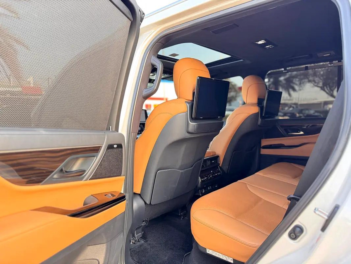 Lexus LX-Series LX 600 Signature-11-11