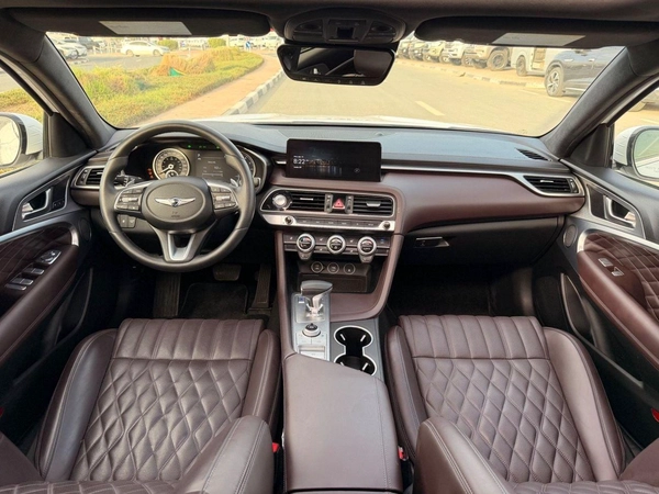 Genesis G70 Prestige 2.0L AWD
