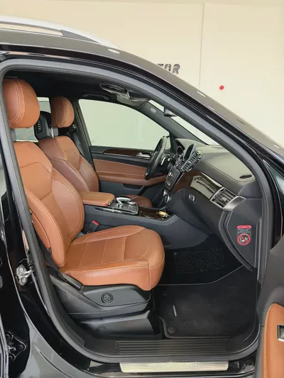 Pristine 2019 Mercedes-Benz GLS 400 | GCC Specs | Low Mileage-9