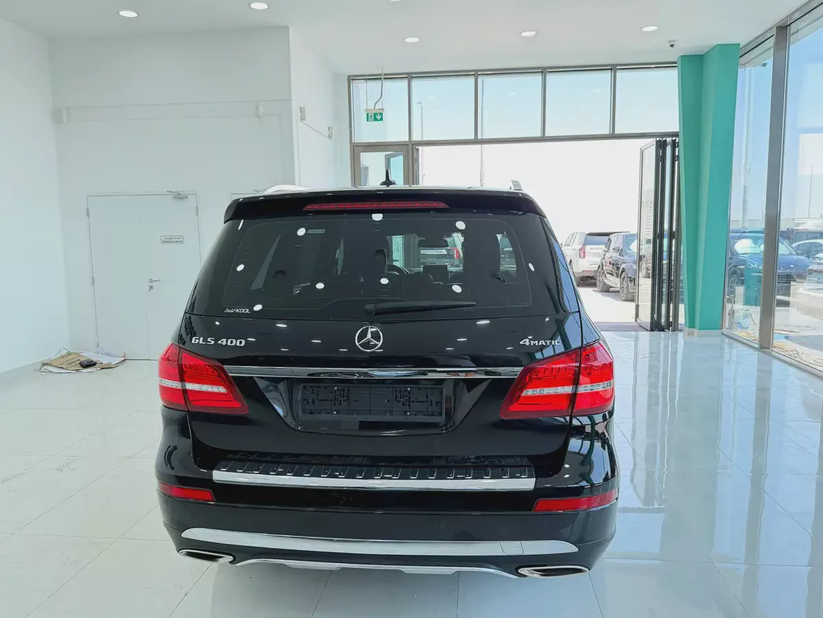 Pristine 2019 Mercedes-Benz GLS 400 | GCC Specs | Low Mileage-15-15