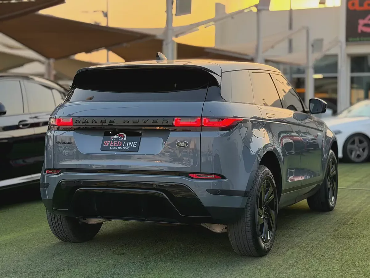 2021 Land Rover Range Rover Evoque P200 SE - American Specs-4-4
