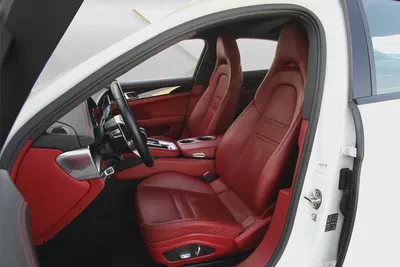 PORSHE PANAMERA 2017 - GCC - FULLY LOADED- AMAZING CONDITION-9