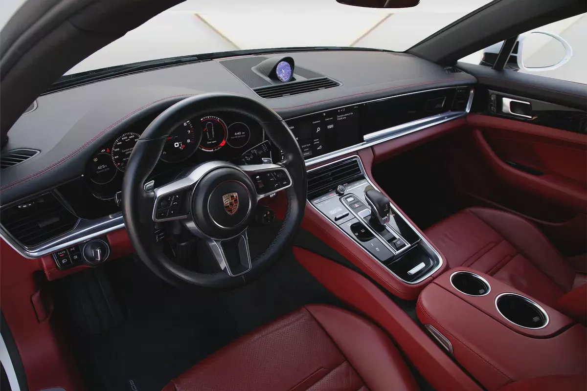 PORSHE PANAMERA 2017 - GCC - FULLY LOADED- AMAZING CONDITION-8-8