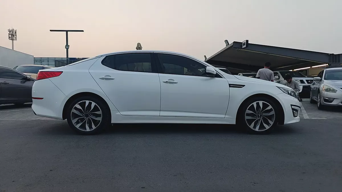 Kia Optima 2016 EX Premium | GCC Specs | Pristine Condition-4-4