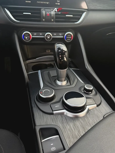 2019 Alfa Romeo Giulia Standard - GCC Specs-10
